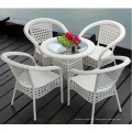 Bon tour de Table et des chaises de jardin